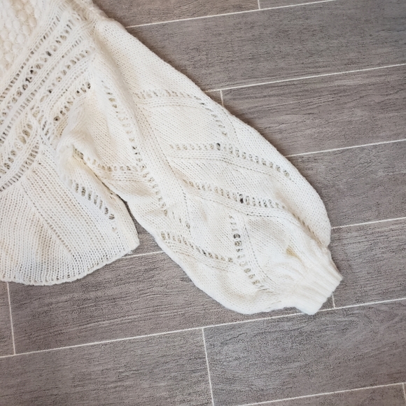 Free People White Knit Bishop Sleeve Pull Over - Picture 4 of 11